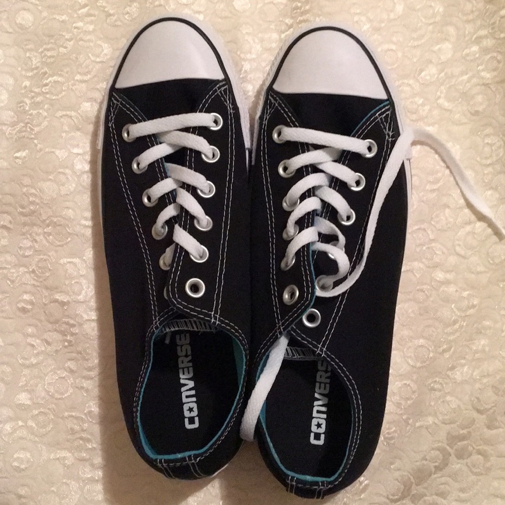 Brand new black converse